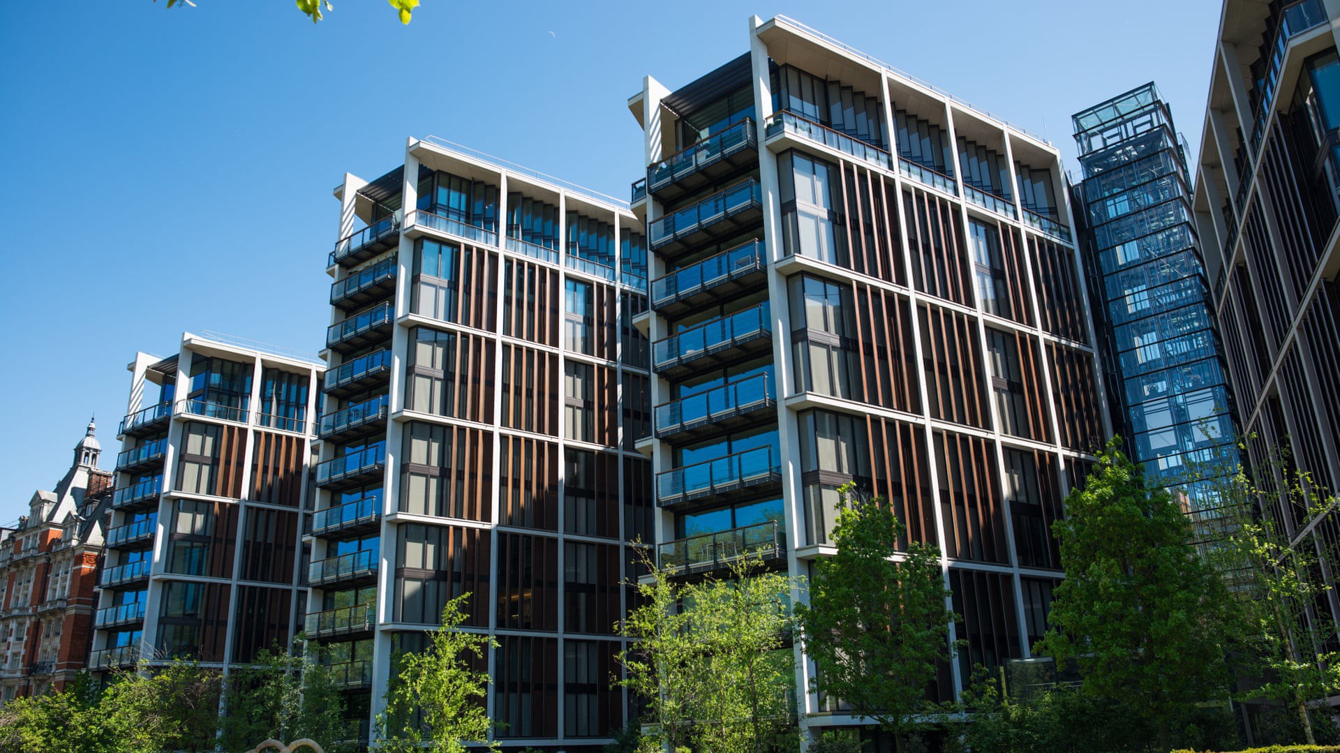 Khu tổ hợp chung cư, thương mại One Hyde Park tại Knightsbridge, London.