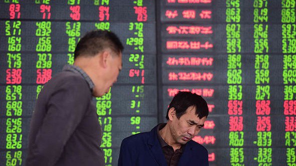 Chỉ trong vòng 6 tháng qua, thị trường chứng khoán Trung Quốc đã "bốc hơi" hơn 3 nghìn tỷ USD giá trị vốn hóa.