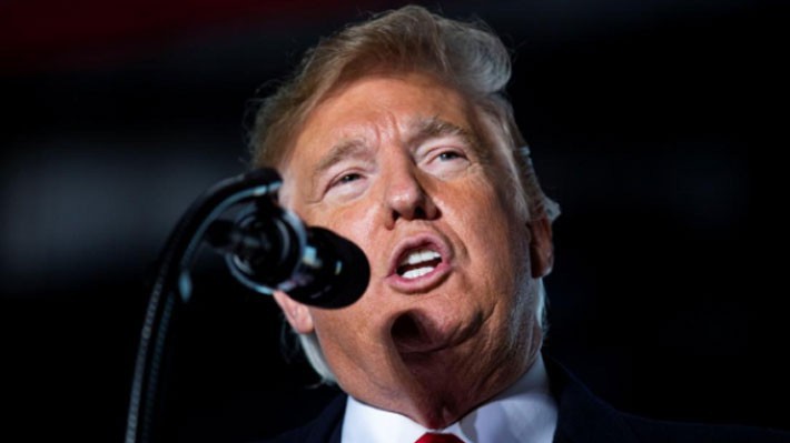 Tổng thống Mỹ Donald Trump trong một cuộc vận động ủng hộ ở bang Illinois hôm 27/10 - Ảnh: Reuters.