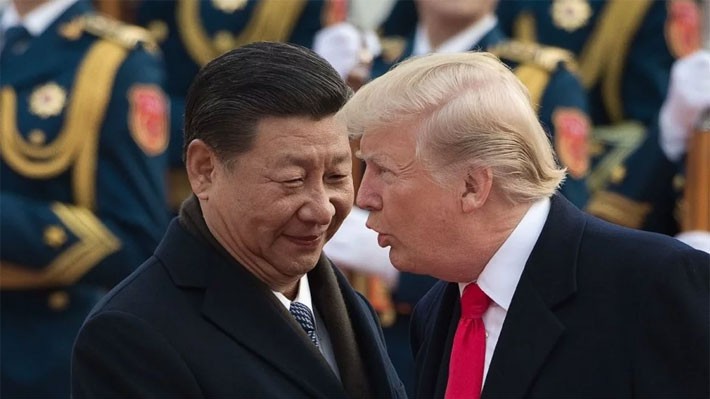 Chủ tịch Trung Quốc Tập Cận Bình (trái) và Tổng thống Mỹ Donald Trump.
