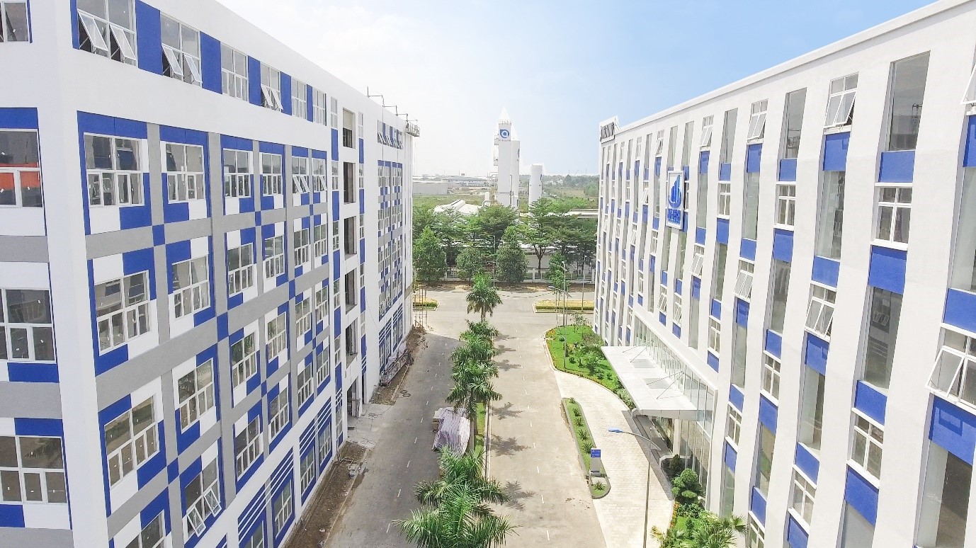 Nhà xưởng cao tầng là một mô hình nhà xưởng xây sẵn mới xuất hiện tại Việt Nam gần đây. 