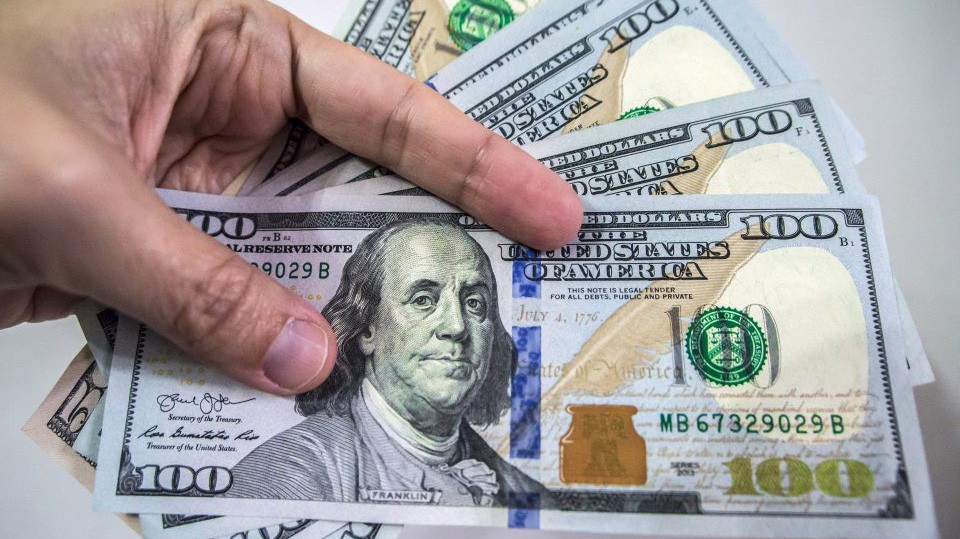 Từ đầu năm đến nay, Dollar Index - chỉ số đo sức mạnh đồng USD so với một rổ gồm 6 đồng tiền chủ chốt khác - đã tăng khoảng 4,9%.