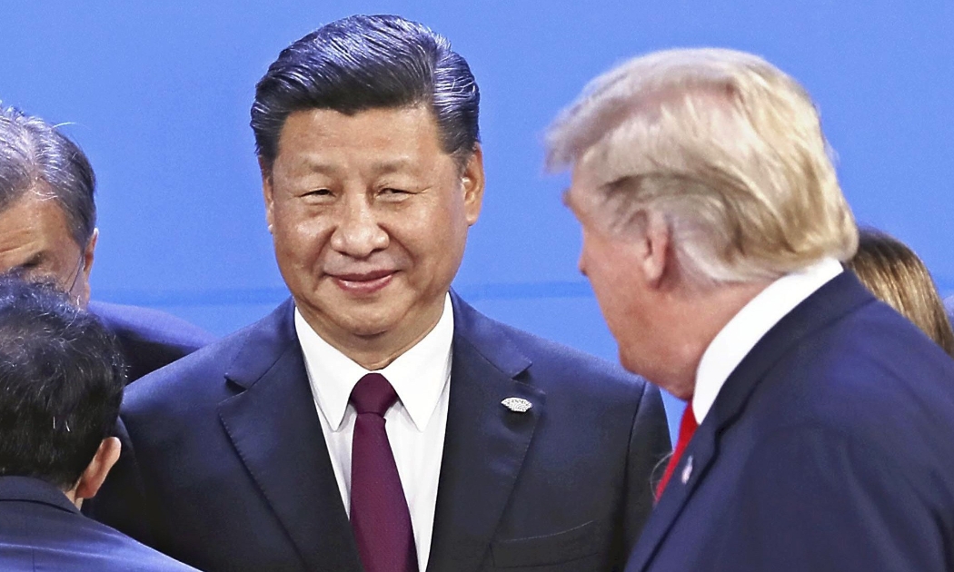 Chủ tịch Trung Quốc Tập Cận Bình gặp Tổng thống Mỹ Donald Trump tại một sự kiện trong khuôn khổ thượng đỉnh G20 ở Buenos Aires, Argentina, ngày 30/11 - Ảnh: Yomiuri Shimbun/Getty/Bloomberg.