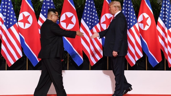 Ông Trump có thể gặp ông Kim Jong Un lần thứ hai vào tháng sau