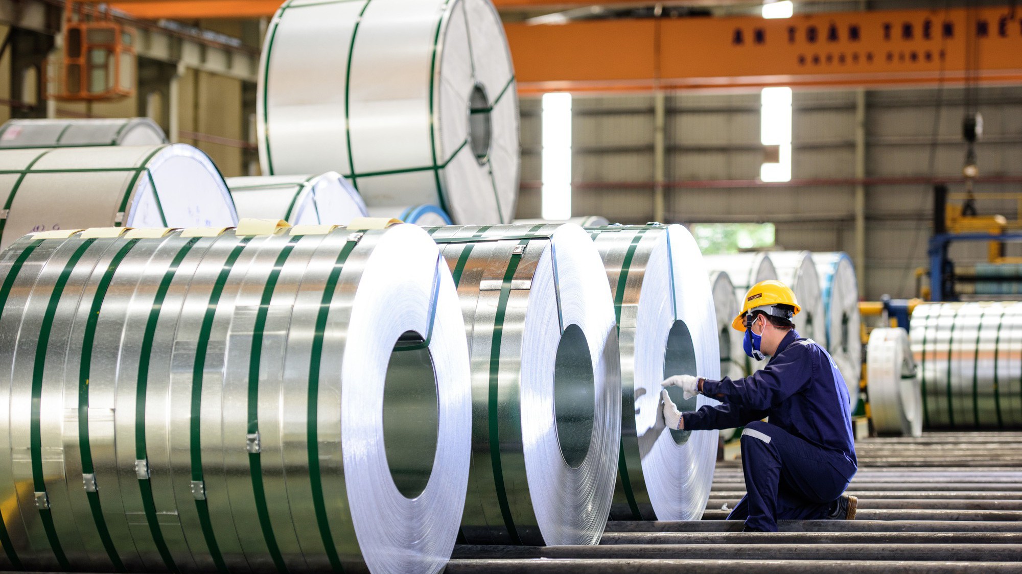 Tập đoàn Hoa Sen hiện đang nắm giữ thị phần tôn số một Việt Nam.