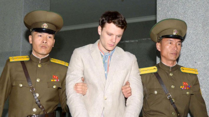 Sinh viên Mỹ Otto Warmbier bị đưa ra xét xử ở Bình Nhưỡng vào tháng 3/2016 - Ảnh: Kyodo/Reuters.