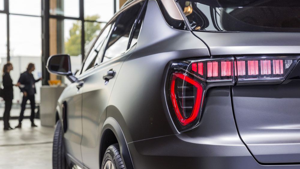 Giá cổ phiếu Geely đã sụt 49% trong năm 2018, mức giảm mạnh nhất trong 1 năm của cổ phiếu này kể từ 2011 - Ảnh: Bloomberg.