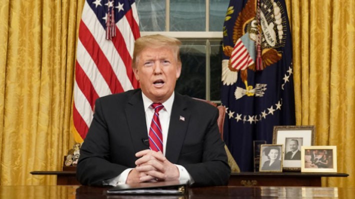 Tổng thống Mỹ Donald Trump trong bài phát biểu từ Phòng Bầu dục, ngày 8/1 - Ảnh: Reuters.