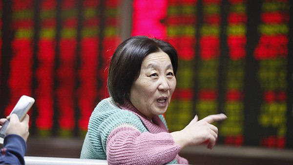 Một nhà đầu tư trên thị trường chứng khoán Trung Quốc.