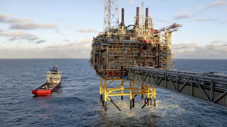 Một giàn khoan dầu ngoài khơi biển Na Uy - Ảnh: Reuters/CNBC.