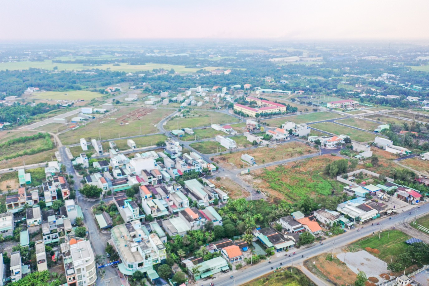 Cận cảnh khu dân cư sở hữu hạ tầng hoàn thiện bậc nhất Long An - Ảnh 2.
