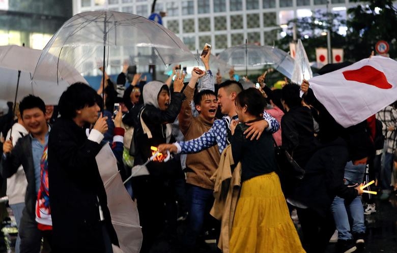 Chùm ảnh: Nước Nhật trong ngày đầu tiên thời Lệnh Hòa - Ảnh 12.