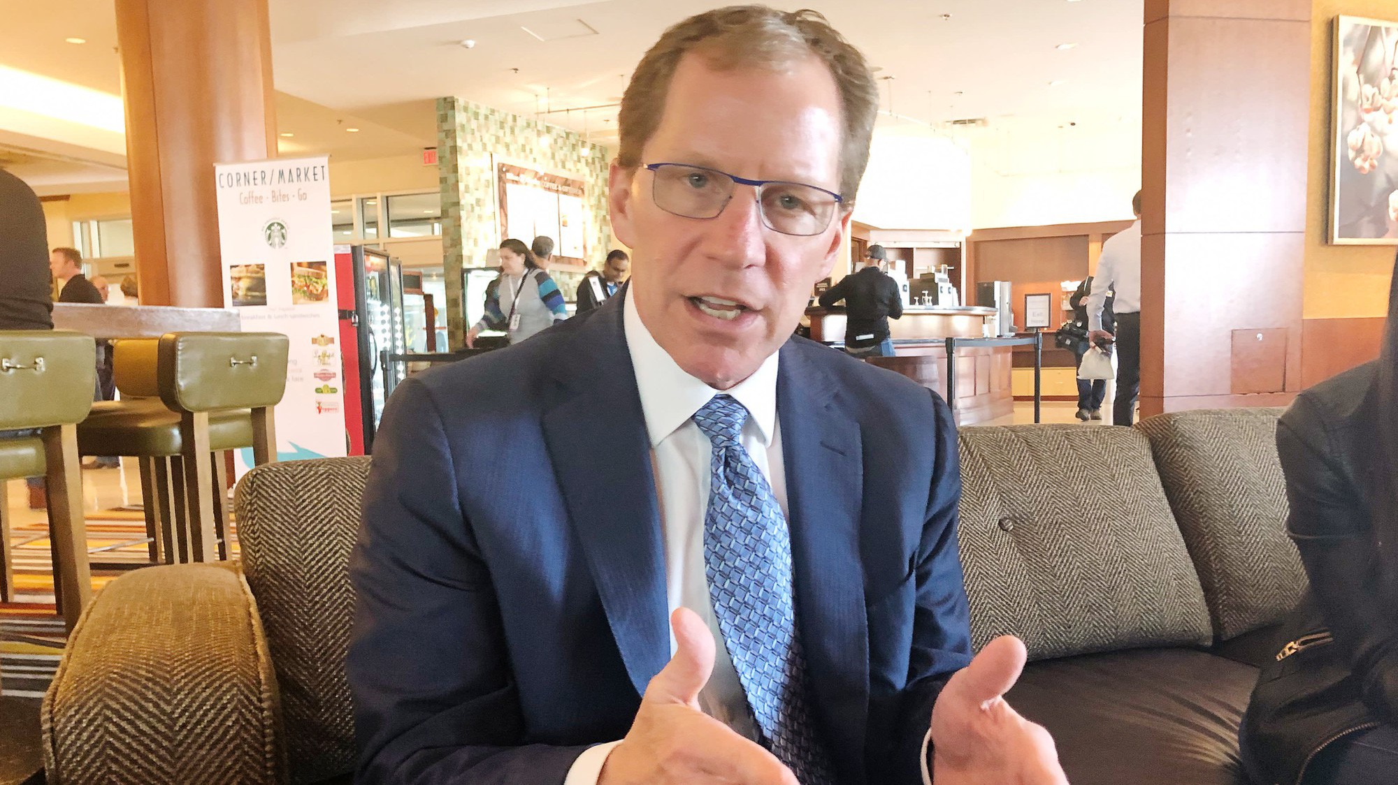 Ông Jim Weber, CEO của Brooks Running - Ảnh: Reuters.