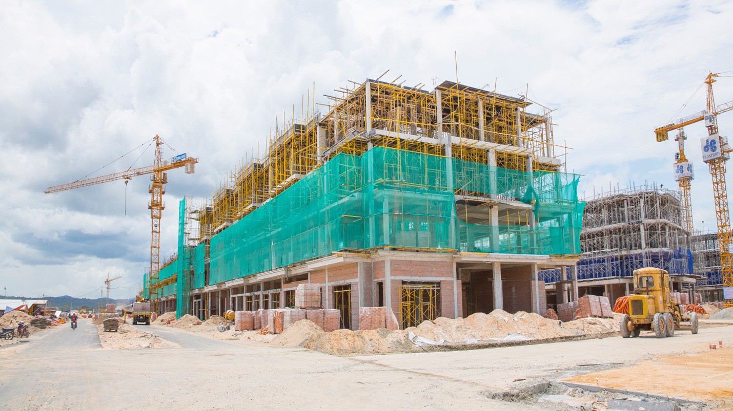 Với tâm huyết và sự chuyên nghiệp của chủ đầu tư New Vision, Grand World Phú Quốc đang được xây dựng với tốc độ “thần tốc”.