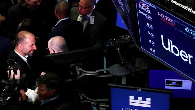 Cổ phiếu Uber đã gây thất vọng trong phiên giao dịch đầu tiên - Ảnh: Reuters.