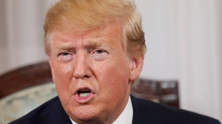 Ông Trump đã dọa sẽ nâng thuế áp lên hàng hóa Mexico lên 25% vào tháng 10 năm nay, nếu vấn đề người di cư trái phép không được giải quyết - Ảnh: Reuters/CNBC.