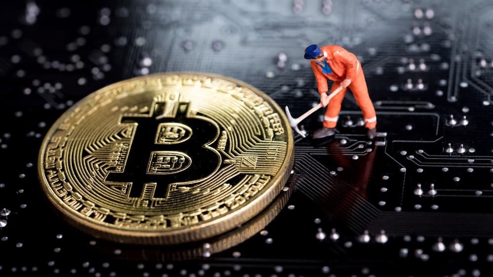 Tuần trước, có lúc giá Bitcoin lên gần 14.000 USD, cao nhất 1 năm rưỡi - Minh họa: CNN.