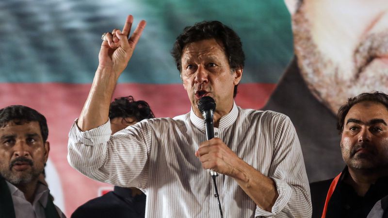 Thủ tướng Pakistan Imran Khan - Ảnh: Bloomberg.