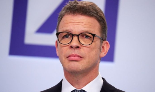 Nhân viên Deutsche Bank bị khiển trách vì mua quần áo đắt tiền giữa kế hoạch sa thải hàng loạt