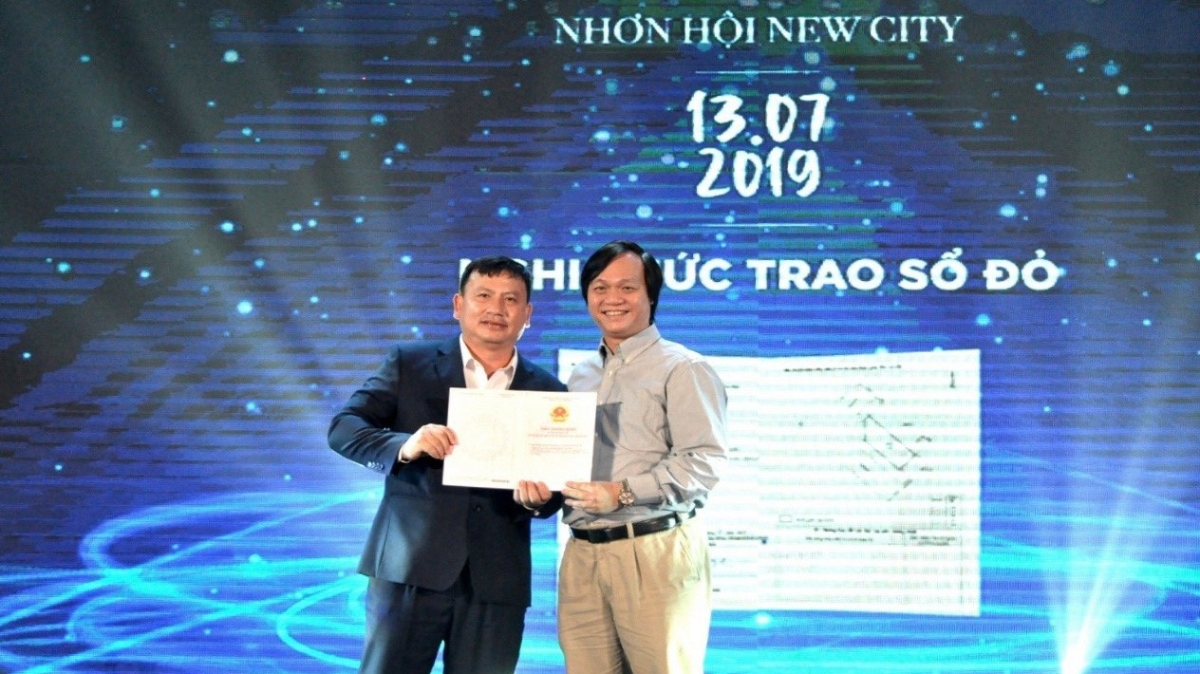 Ông Bùi Quang Anh Vũ - Phó Tổng giám đốc Đầu tư trong buổi Lễ ký thỏa thuận hợp tác đầu tư giữa PDR – Chủ đầu tư và Công ty Cổ phần Danh Khôi Holdings - Đơn vị hợp tác đầu tư.