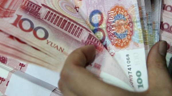 Giảm giá Nhân dân tệ, dừng mua nông sản: Trung Quốc đang “chơi rắn” với Mỹ?