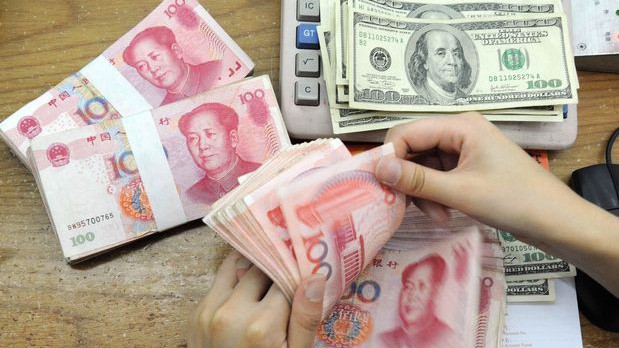 Tỷ giá tham chiếu Nhân dân tệ hàng ngày đã trở thành một tâm điểm chú ý của giới đầu tư toàn cầu trong tuần này - Ảnh: WSJ.