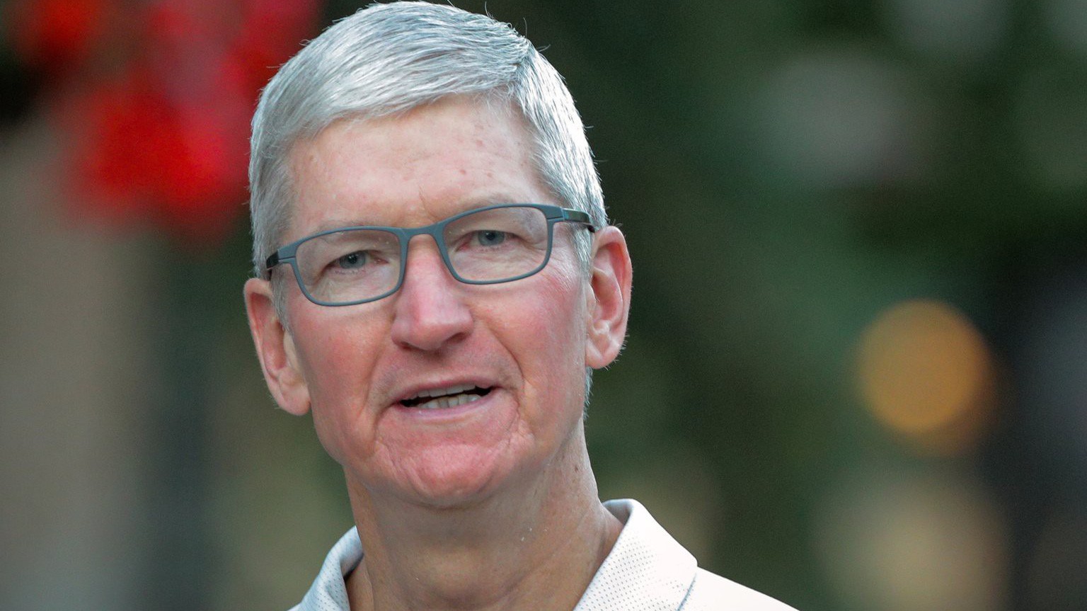 Tổng giám đốc (CEO) Tim Cook của Apple - Ảnh: Reuters.
