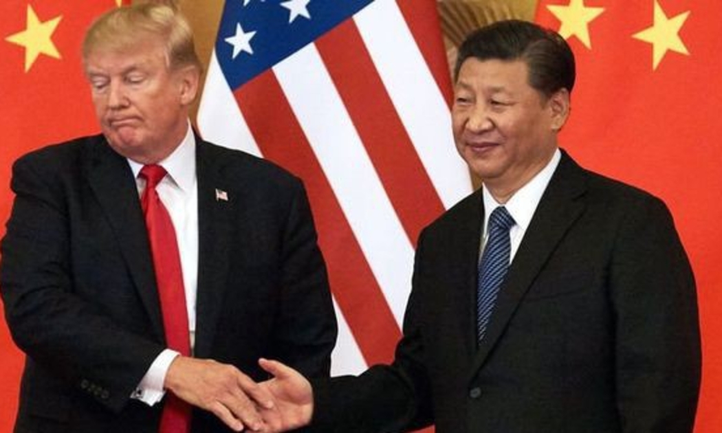 Tổng thống Mỹ Donald Trump (trái) và Chủ tịch Trung Quốc Tập Cận Bình - Ảnh: Reuters.