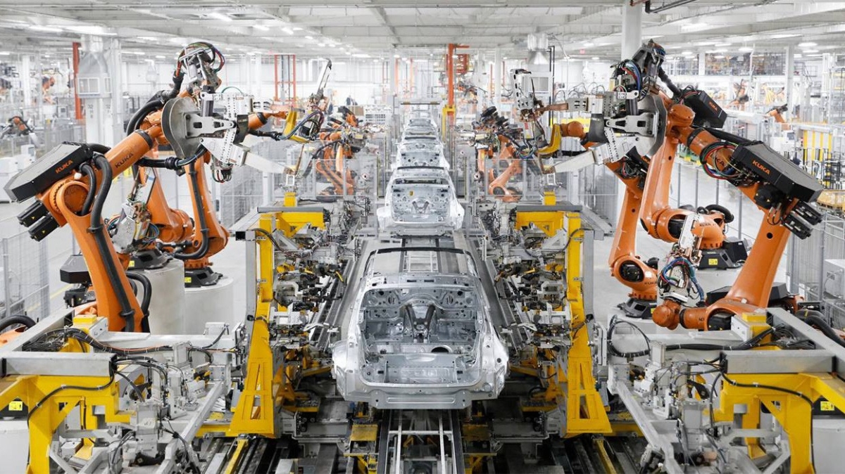 Dây chuyền lắp ráp ô tô trong một nhà máy BMW ở Đức.