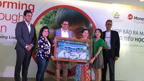 Quỹ MoneyGram Foundation được lấy cảm hứng từ lịch sử 70 năm của MoneyGram International - chuyên cung cấp mạng lưới dịch vụ tài chính toàn cầu được hàng triệu người trên thế giới sử dụng.