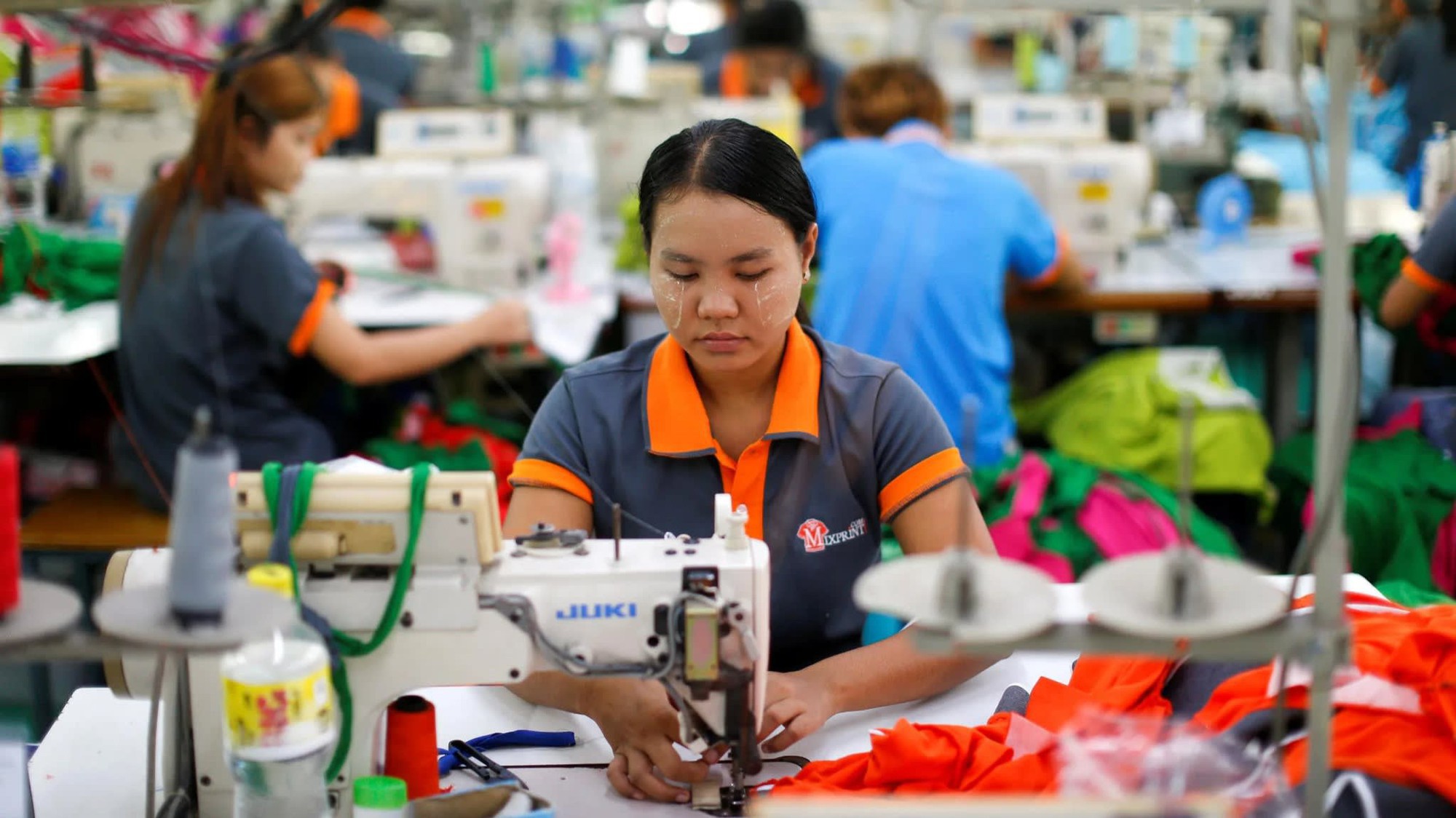 Ngoài việc giảm thuế, chính phủ Thái Lan cũng sẽ xây dựng một cổng thông tin để tư vấn và nhận đăng ký từ các công ty - Ảnh: Nikkei.