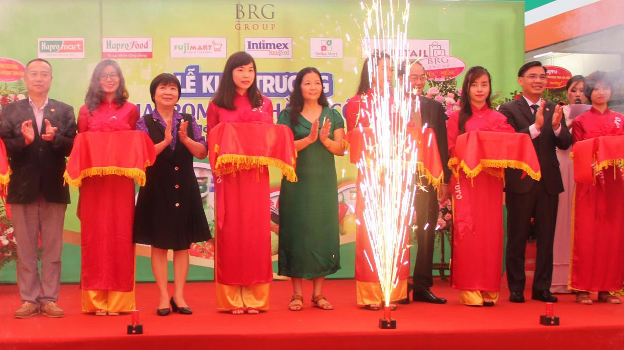 Lễ cắt băng khai trương Hapromart Thành Công - Mô hình Home& Food.