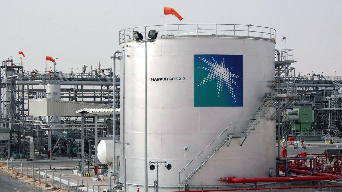 Một cơ sở dầu lửa của Saudi Aramco, công ty dầu khí quốc doanh của Saudi Arabia.