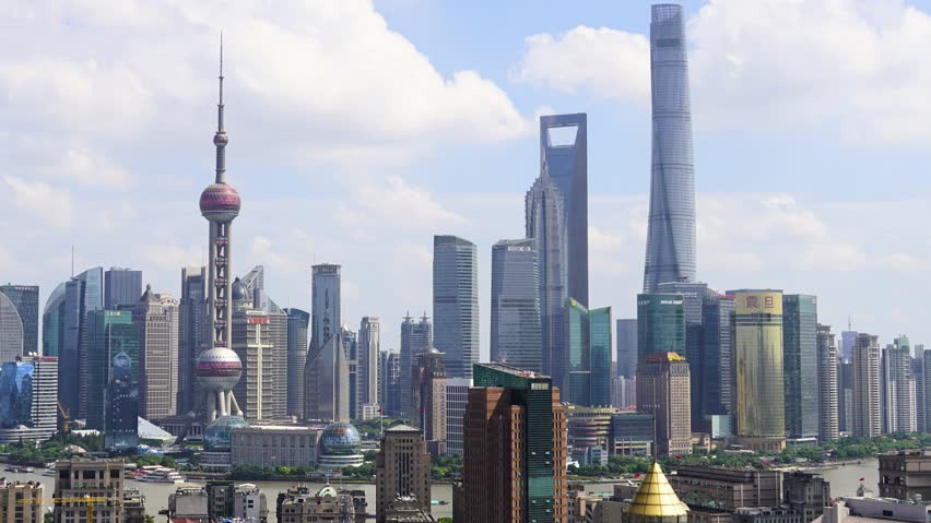 Quận kinh doanh trung tâm Lujiazui ở Thượng Hải - Ảnh: Shutterstock.