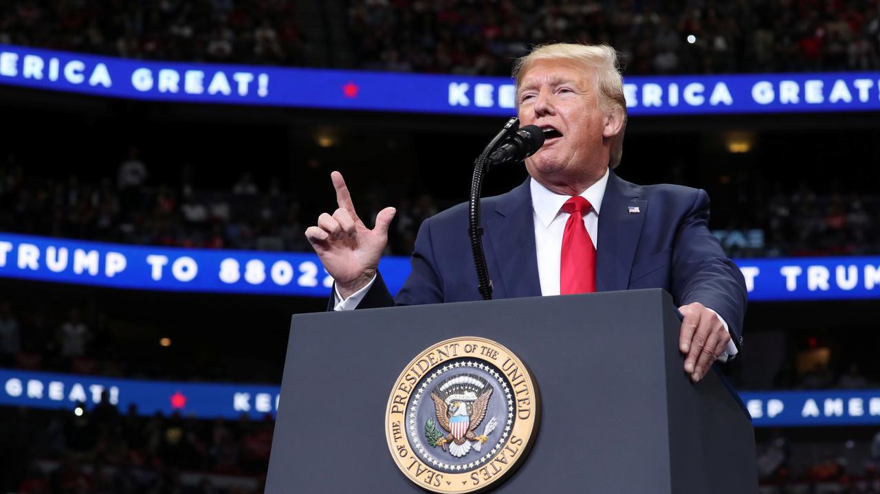 Tổng thống Mỹ Donald Trump trong một cuộc vận động tranh cử ở bang Texas hôm 17/10 - Ảnh: Reuters.