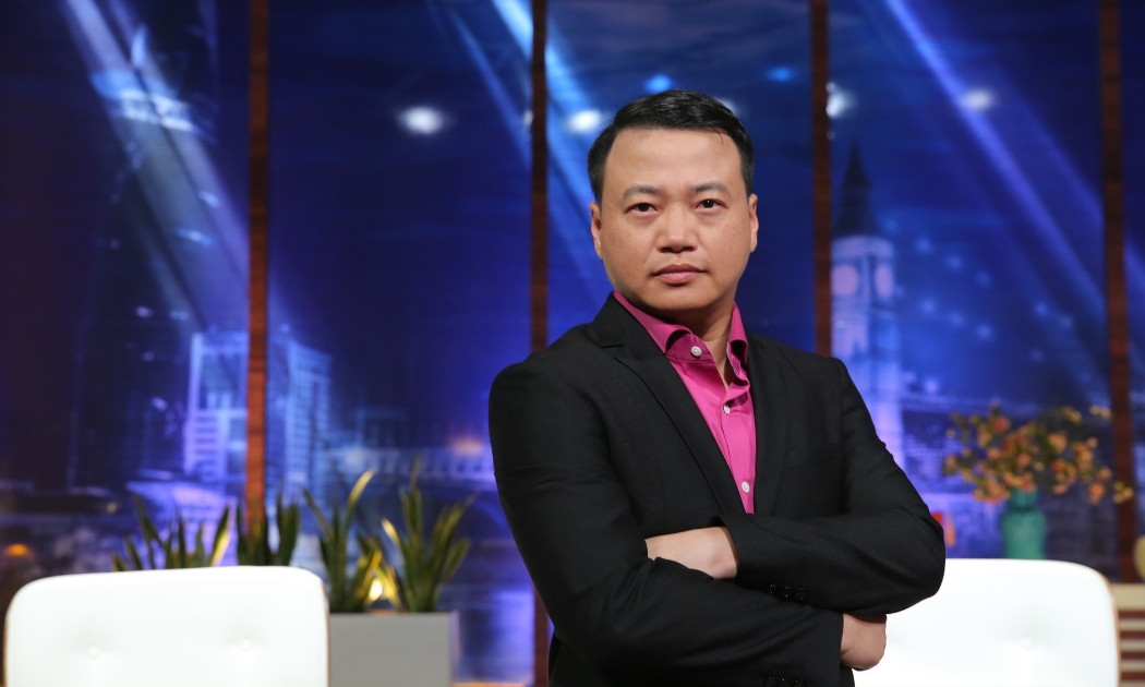Shark Nguyễn Hòa Bình, Chủ tịch Tập đoàn NextTech.