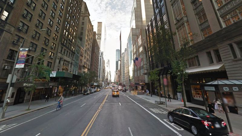 Phố 57 ở thành phố New York, Mỹ - Ảnh: Bloomberg.