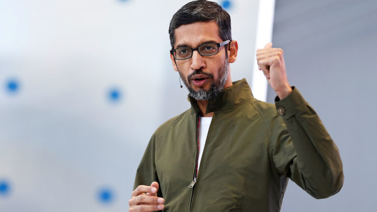 Ông Sundar Pichai, CEO mới được bổ nhiệm của Alphabet - Ảnh: Reuters/CNBC.