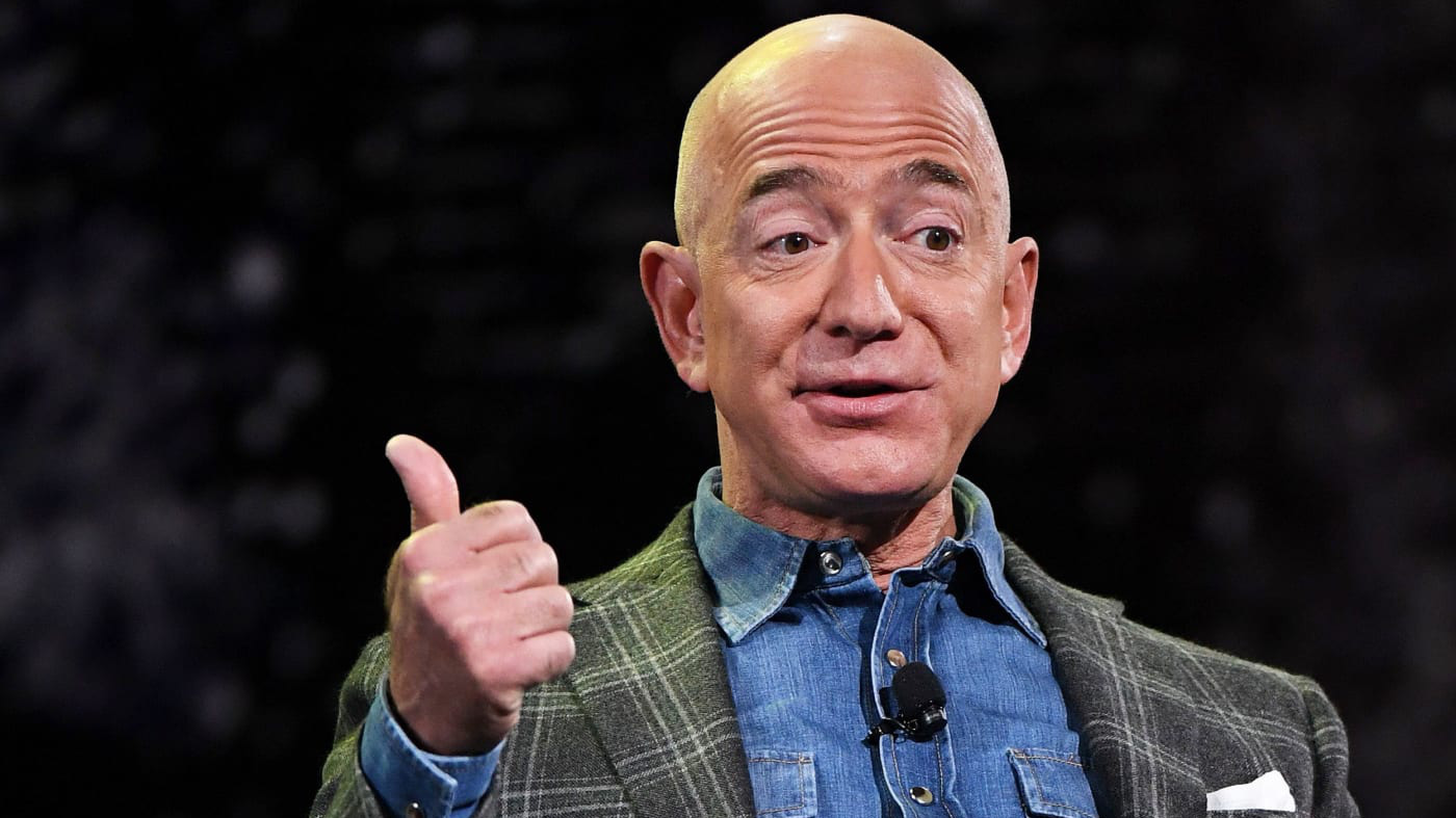 Tỷ phú Jeff Bezos - Ảnh: CNBC.