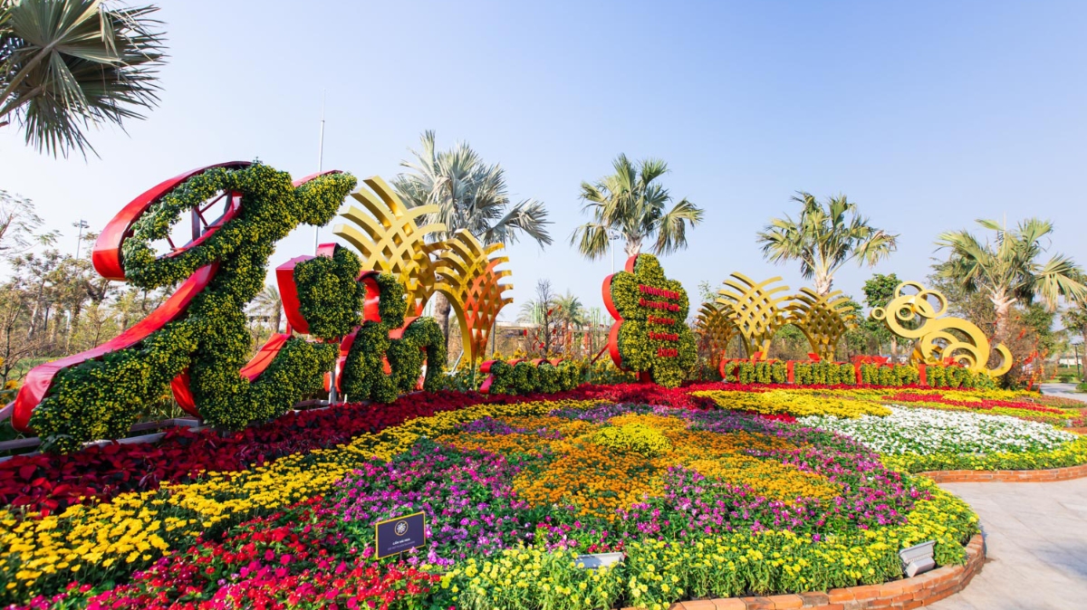 Đây là đặc quyền dành cho cư dân của Vingroup trong dịp chuyển giao năm mới Canh Tý, mang lại trải nghiệm du xuân độc đáo, riêng có tại Vinhomes.