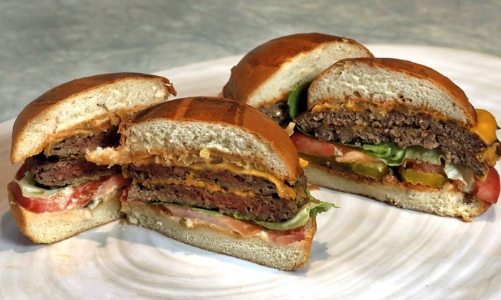 Biến mít thành “thịt lợn”, cổ phiếu công ty Thái Lan tăng gấp đôi ngày chào sàn