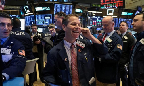 Chứng khoán Mỹ tăng mạnh nhờ kết quả thử nghiệm vaccine Covid-19