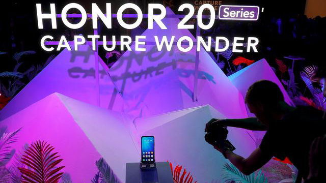 Tại lễ giới thiệu dòng smartphone Honor 20 Series ở London, Anh, tháng 5/2019 - Ảnh: Reuters.