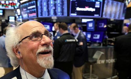 S&P 500 hoàn tất tháng 11 tăng kỷ lục trong lịch sử