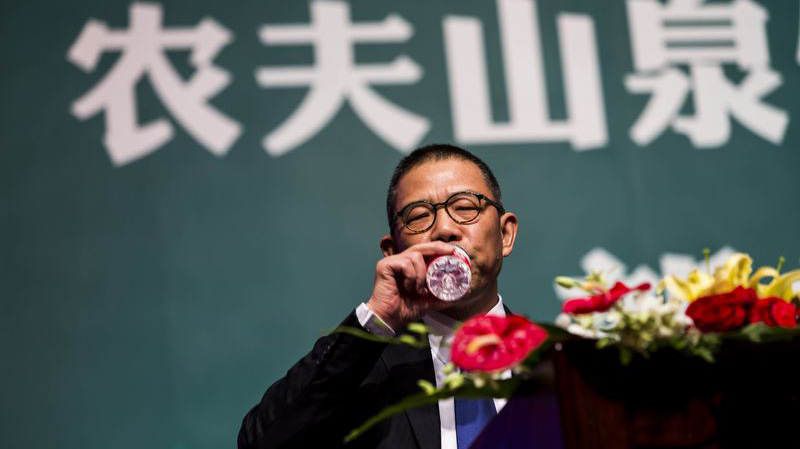 Tỷ phú Trung Quốc Zhong Shanshan - Ảnh: AP/Bloomberg.