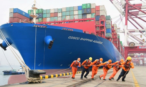 Kinh tế Trung Quốc tăng trưởng 2,3% trong 2020