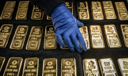 Nhà đầu tư chốt lời khiến vàng quay đầu giảm giá