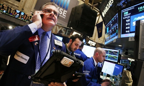 Chứng khoán Mỹ giằng co khi giới đầu tư lo gói cứu trợ 1,9 nghìn tỷ USD chậm trễ