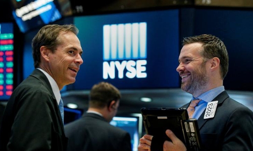 Bước tiến của gói 1,9 nghìn tỷ USD giúp S&P 500 hoàn tất tuần tăng điểm mạnh nhất 3 tháng