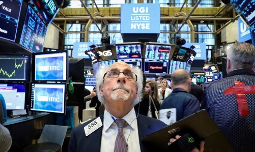 Dow Jones lập kỷ lục mới nhờ kỳ vọng phục hồi kinh tế, S&P500 không giữ được đà tăng